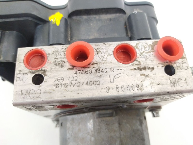 Recambio de abs para renault captur limited referencia OEM IAM 476601842R  