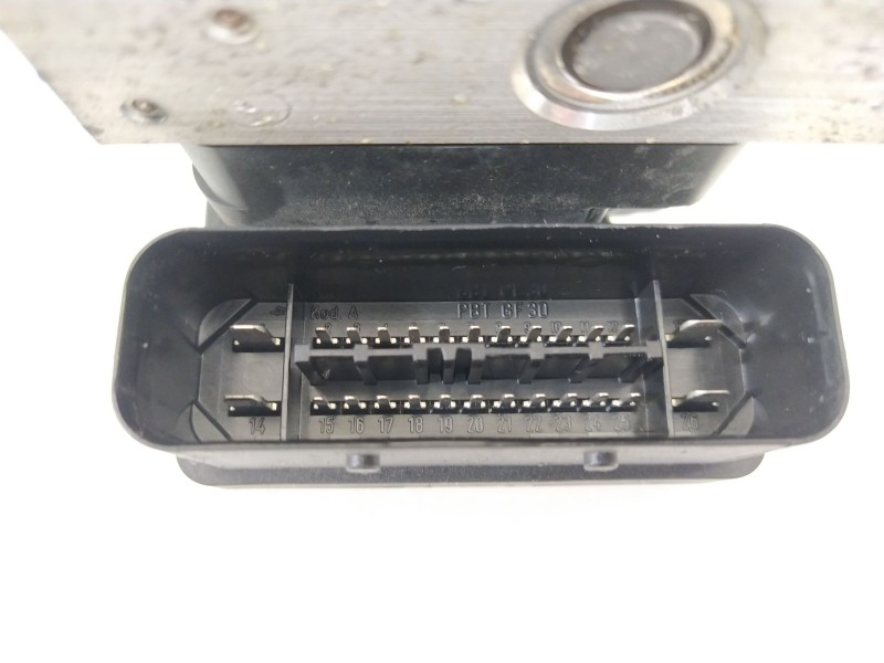 Recambio de abs para ford fiesta (cb1) ambiente referencia OEM IAM 8V512M110AD  