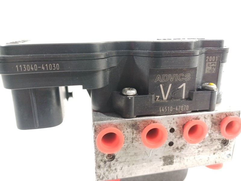 Recambio de abs para toyota c-hr ax1t(eu,m)/zyx10(h)/zyx10l-ahxgbw(3a) referencia OEM IAM 4451047070  
