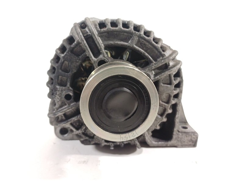 Recambio de alternador para volvo s60 berlina 2.4 d referencia OEM IAM 30658085  0124525060