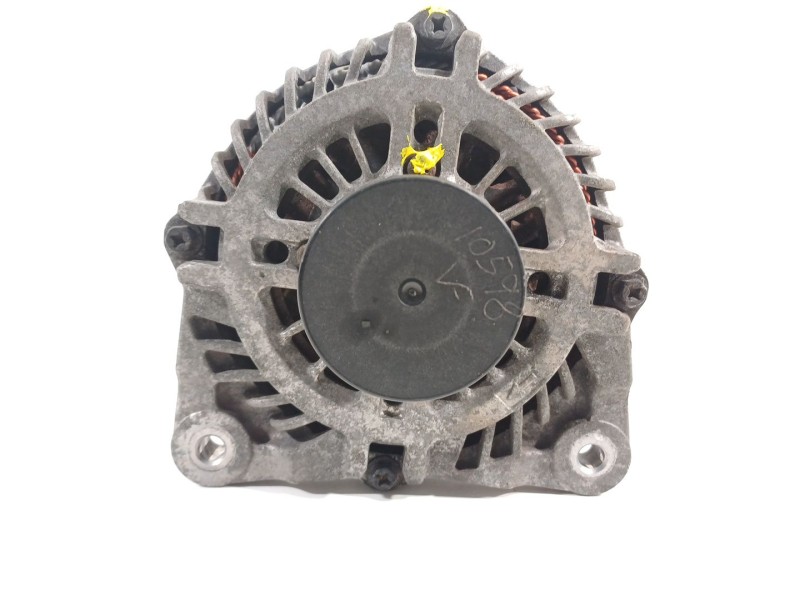 Recambio de alternador para renault master kombi l1h1 3,3t referencia OEM IAM 231008137R  