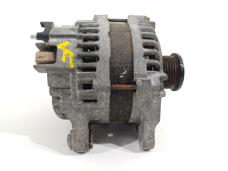 Recambio de alternador para renault master kombi l1h1 3,3t referencia OEM IAM 231008137R  