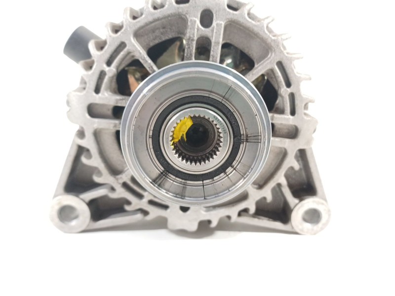 Recambio de alternador para ford fusion (cbk) ambiente referencia OEM IAM 2s6t10300ac  8el011710