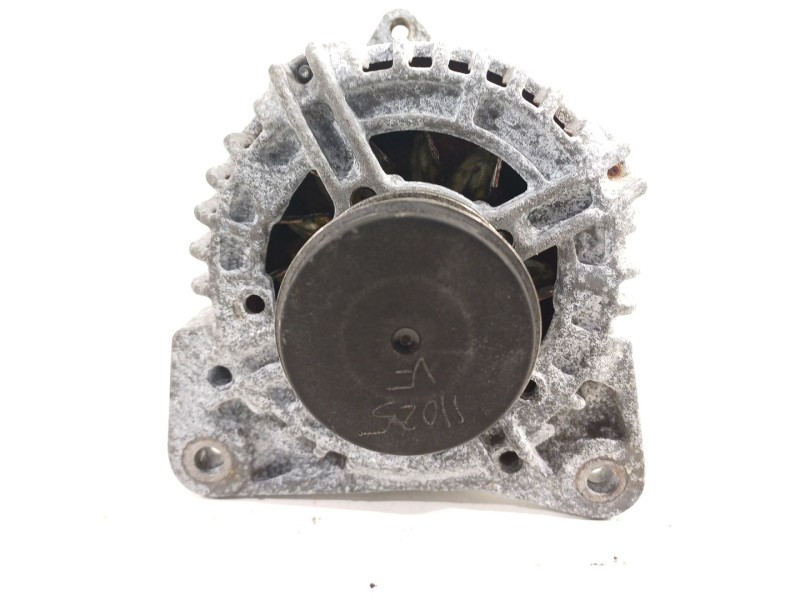 Recambio de alternador para renault megane iii berlina 5 p dynamique referencia OEM IAM 231008578R 0124425093 