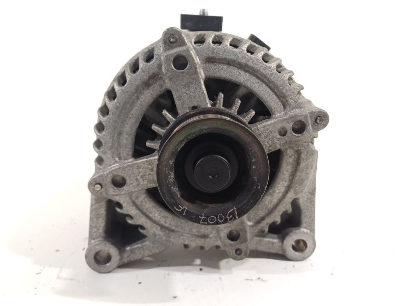 Recambio de alternador para bmw serie 3 touring (f31) 320d referencia OEM IAM 12317640131 7640131 1042118182