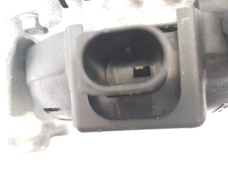 Recambio de alternador para bmw serie 3 touring (f31) 320d referencia OEM IAM 12317640131 7640131 1042118182