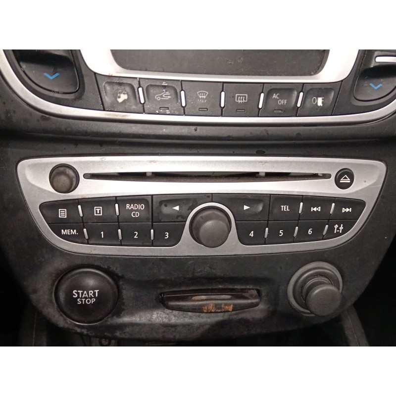 Recambio de sistema audio / radio cd para renault megane iii coupé-cabrio dynamique referencia OEM IAM   