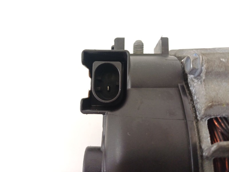 Recambio de alternador para bmw x1 (e84) 2.0 turbodiesel cat referencia OEM IAM 12317802619  7802619