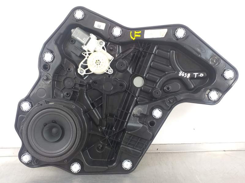 ELEVALUNAS TRASERO DERECHO H1BBA27000CC 