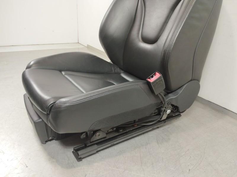 Recambio de asiento delantero derecho para audi s6 berlina (4f2) 5.2 referencia OEM IAM 8E0881106  
