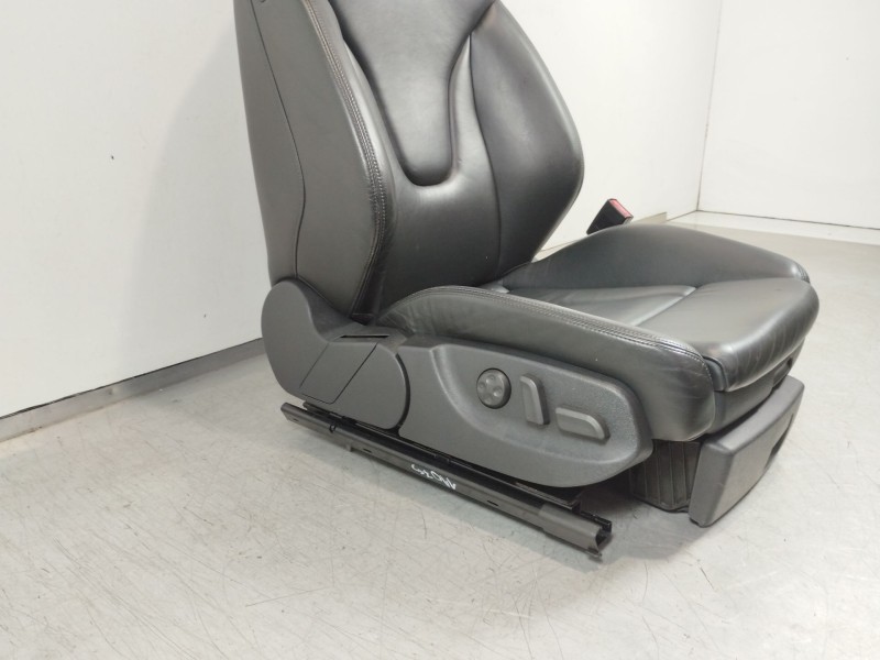 Recambio de asiento delantero derecho para audi s6 berlina (4f2) 5.2 referencia OEM IAM 8E0881106  