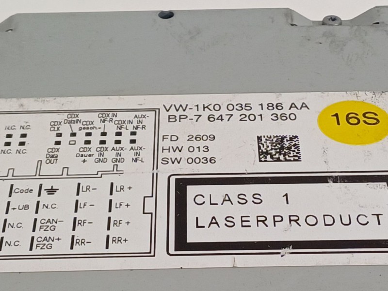 Recambio de sistema audio / radio cd para volkswagen golf vi (5k1) advance referencia OEM IAM 1K0035186AA  