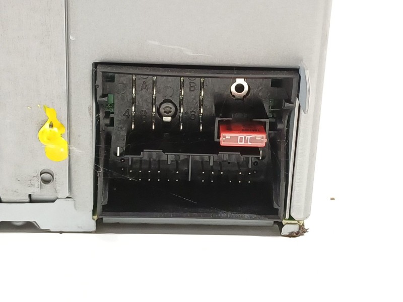 Recambio de sistema audio / radio cd para volkswagen golf vi (5k1) advance referencia OEM IAM 1K0035186AA  