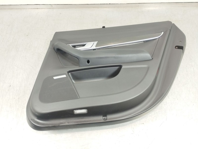 Recambio de guarnecido puerta trasera derecha para audi s6 berlina (4f2) 5.2 referencia OEM IAM 4F0867306  