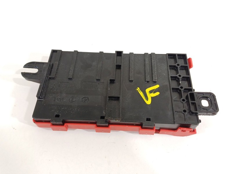 Recambio de caja reles / fusibles para bmw serie 3 touring (f31) 320d referencia OEM IAM 922775205  940822