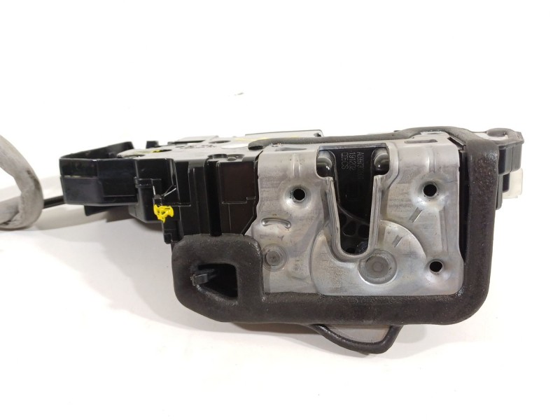 Recambio de cerradura puerta trasera derecha para mercedes-benz clase b (w247) 247 referencia OEM IAM A0997302801  A1770032999