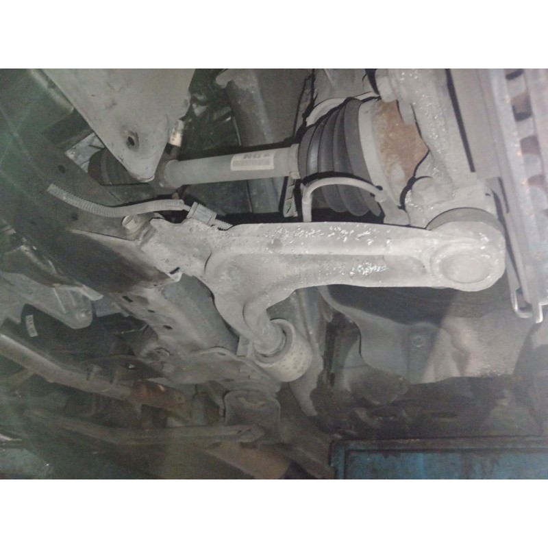 Recambio de brazo suspension inferior delantero izquierdo para opel astra j lim. selective referencia OEM IAM   