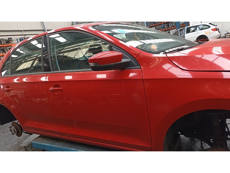 Recambio de puerta delantera derecha para seat toledo (kg3) 1.2 tsi referencia OEM IAM 5JA831052C  