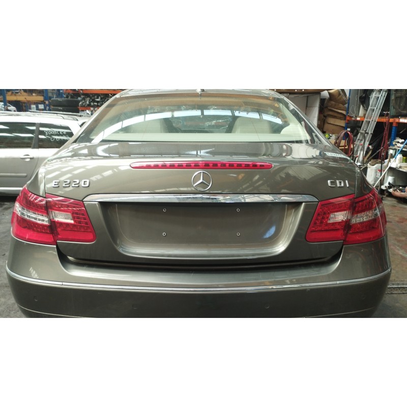 Recambio de tapa maletero para mercedes-benz clase clk (w207) coupe e 220 cdi blueefficiency (207.302) referencia OEM IAM   