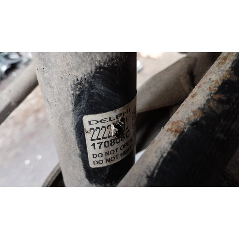 Recambio de amortiguador delantero izquierdo para land rover range rover sport v6 td hse referencia OEM IAM RNB501310 22241483 