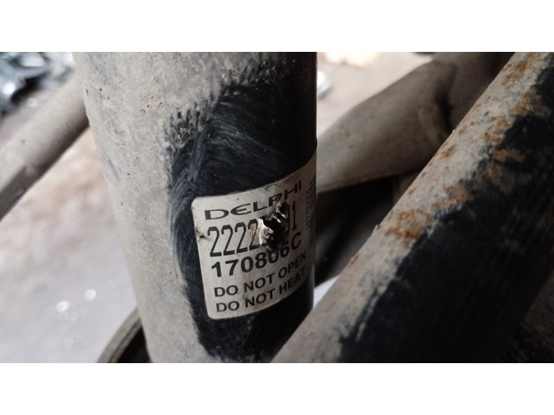 Recambio de amortiguador delantero izquierdo para land rover range rover sport v6 td hse referencia OEM IAM RNB501310 22241483 