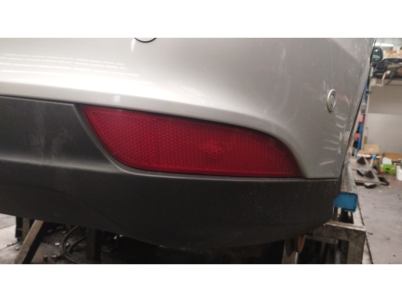 Recambio de paragolpes trasero para ford focus lim. titanium referencia OEM IAM   