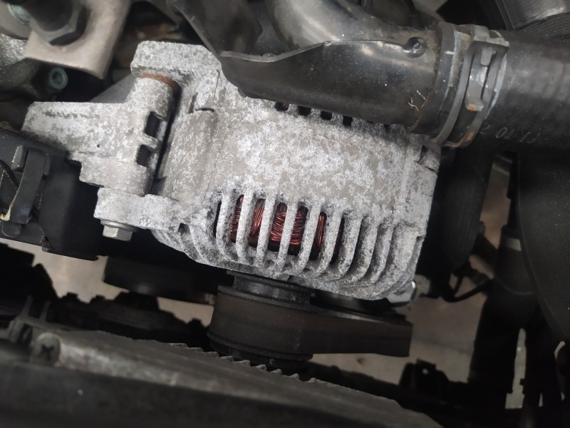 Recambio de alternador para audi a6 berlina (4f2) 2.0 tdi referencia OEM IAM 03G903016A  