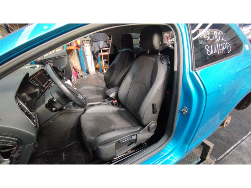 Recambio de asiento delantero izquierdo para seat leon sc (5f5) style referencia OEM IAM   