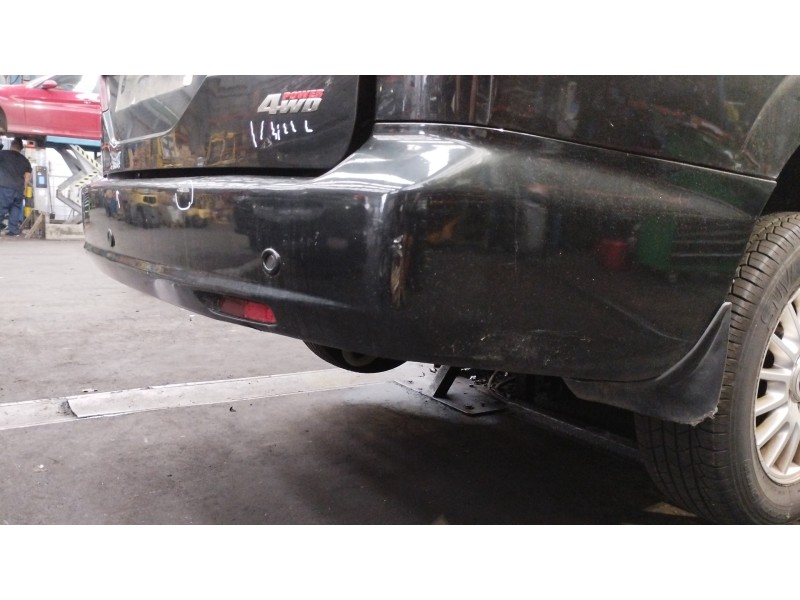 Recambio de paragolpes trasero para ssangyong rodius xdi referencia OEM IAM   