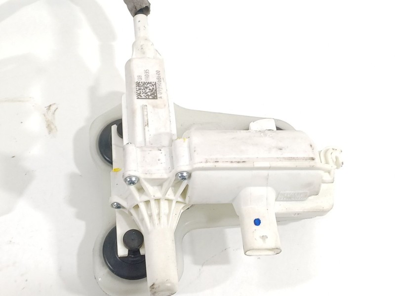 Recambio de cerradura maletero / porton para mercedes-benz clase b (w247) 247 referencia OEM IAM A0997400600  A0999068600