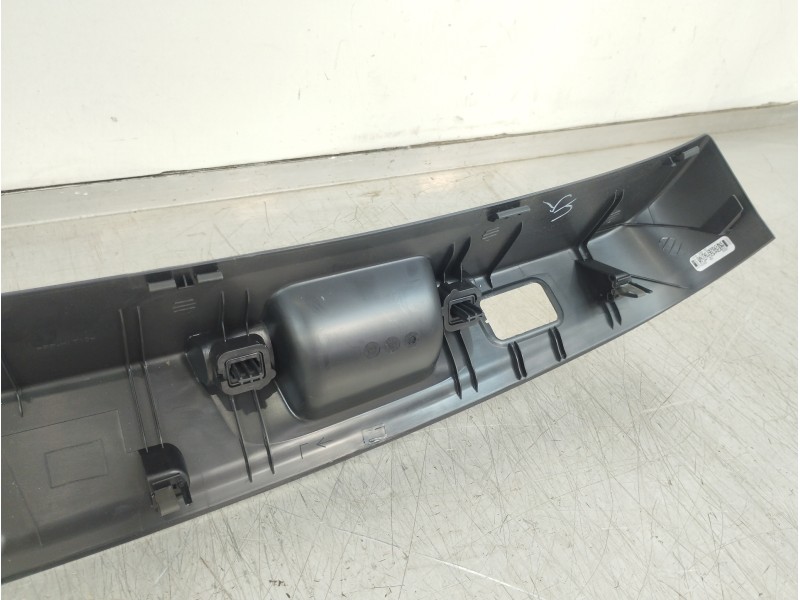 Recambio de molduras traseras para mercedes-benz clase gle (bm 167)(09.2018) gle 350 de 4matic (167.117) referencia OEM IAM A167