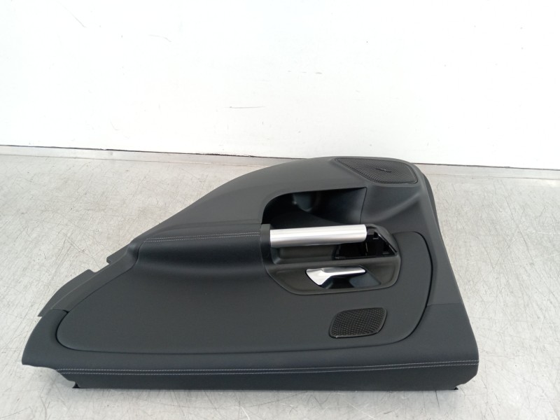 Recambio de guarnecido puerta trasera derecha para mercedes-benz clase b (w247) 247 referencia OEM IAM A2477309800  