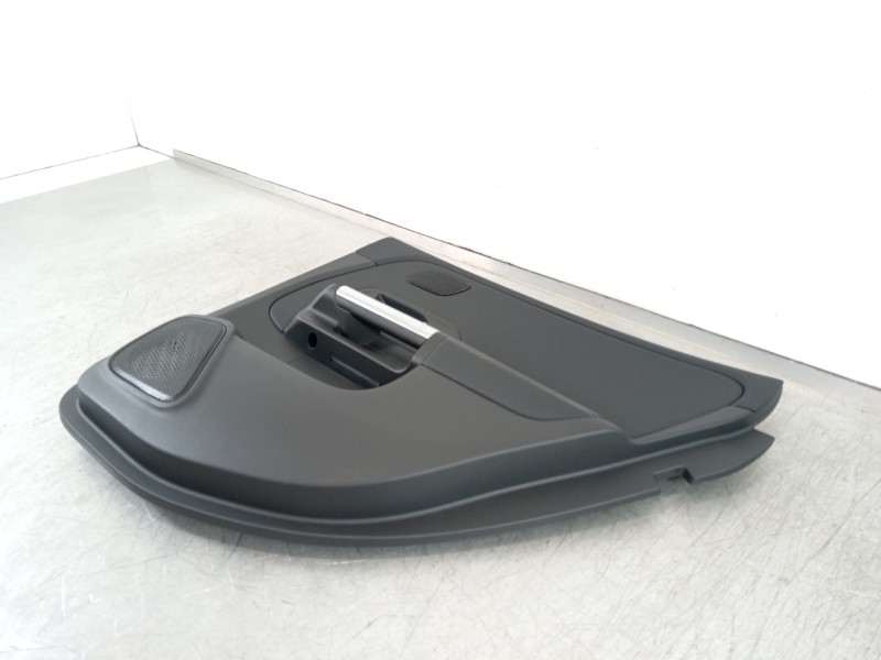 Recambio de guarnecido puerta trasera derecha para mercedes-benz clase b (w247) 247 referencia OEM IAM A2477309800  