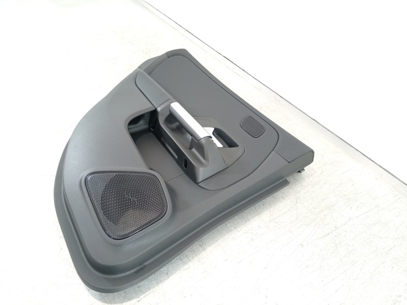 Recambio de guarnecido puerta trasera izquierda para mercedes-benz clase b (w247) 247 referencia OEM IAM A2477309700  