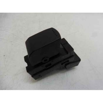 MANDO ELEVALUNAS TRASERO IZQUIERDO 3799562J00 