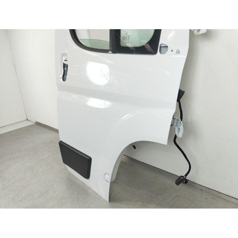 Recambio de puerta delantera derecha para citroën jumper kombi 30 l1h1 blue-hdi 140 referencia OEM IAM   
