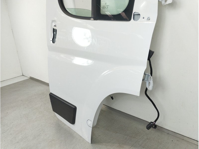 Recambio de puerta delantera derecha para citroën jumper kombi 30 l1h1 blue-hdi 140 referencia OEM IAM   