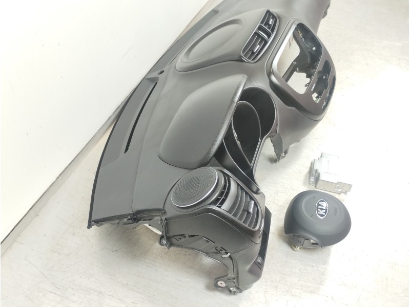 Recambio de kit airbag para kia soul ( ) concept referencia OEM IAM 84712B2010 56900B2000EQ 95910B2350