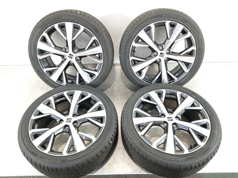 Recambio de juego de llantas para seat arona xperience referencia OEM IAM 6F9601025J 215-45R18 89V 