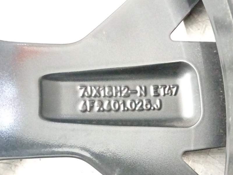 Recambio de juego de llantas para seat arona xperience referencia OEM IAM 6F9601025J 215-45R18 89V 
