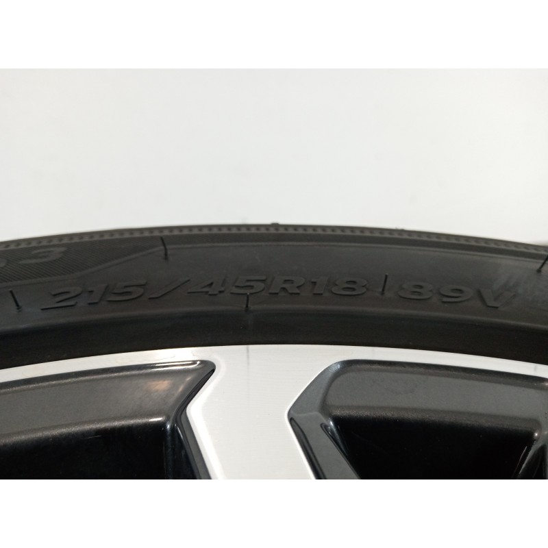 Recambio de juego de llantas para seat arona xperience referencia OEM IAM 6F9601025J 215-45R18 89V 