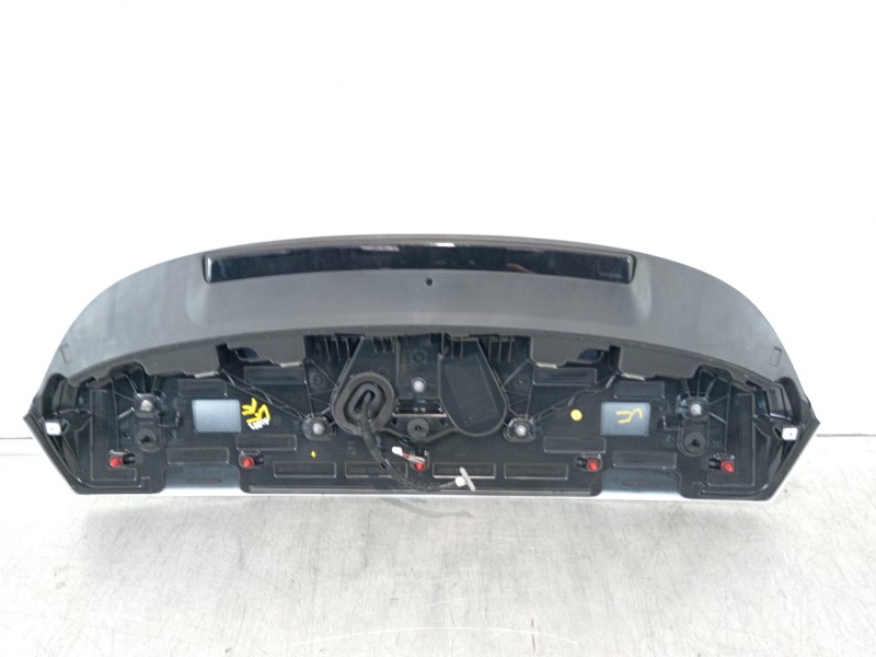 Recambio de aleron trasero para skoda octavia combi (5e5) ambition referencia OEM IAM 5E7827878B  