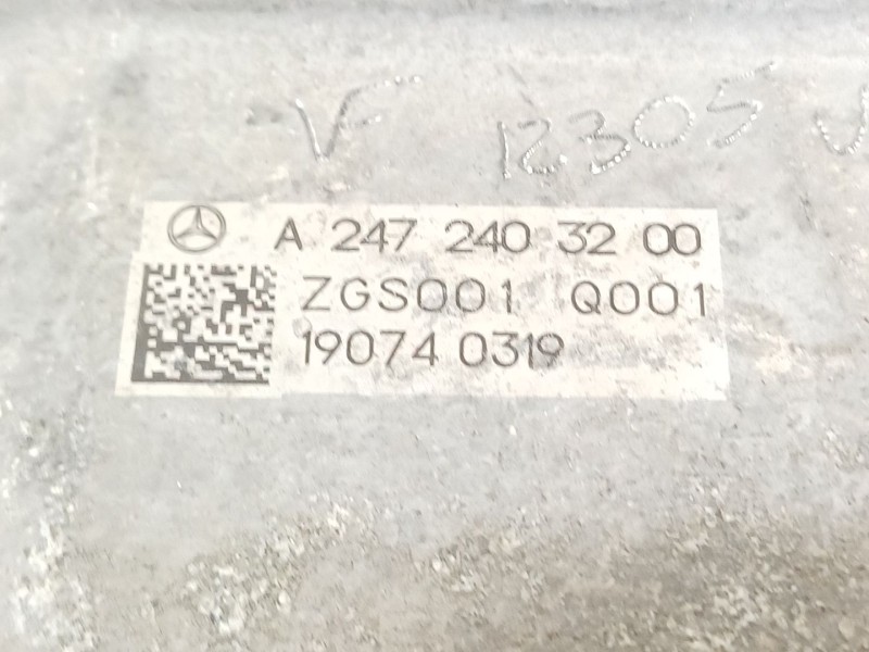 Recambio de soporte cambio para mercedes-benz clase b (w247) 247 referencia OEM IAM A2472403200  