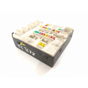 CAJA RELES / FUSIBLES 284B65125R USMDB95L1 519331F03