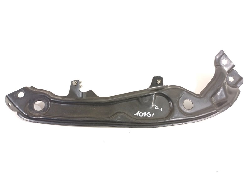 Recambio de travesaño superior para seat arona xperience referencia OEM IAM 6F9806929  