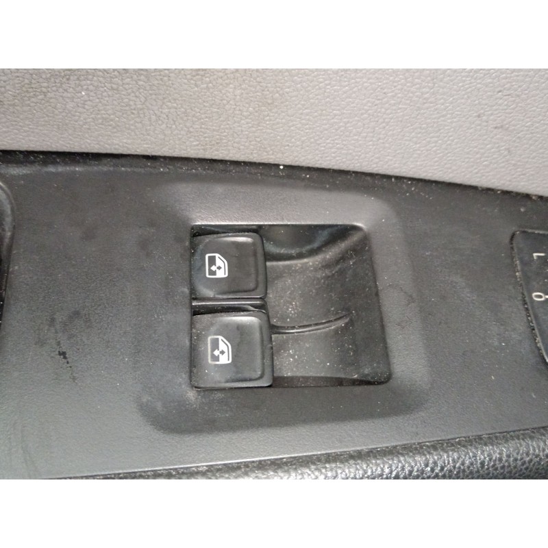 Recambio de mando elevalunas delantero izquierdo para seat leon st (5f8) style 4drive referencia OEM IAM   