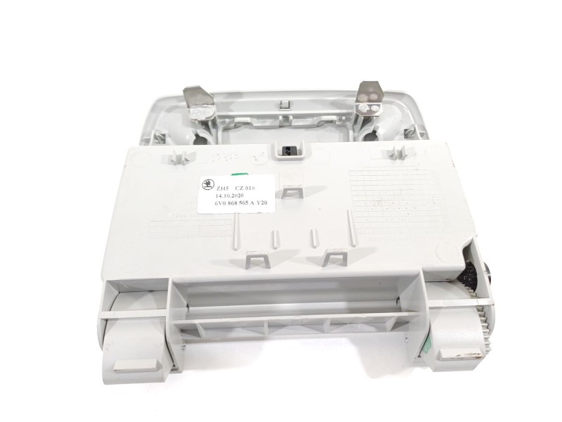 Recambio de guantera para skoda fabia active referencia OEM IAM 6V0868565A  