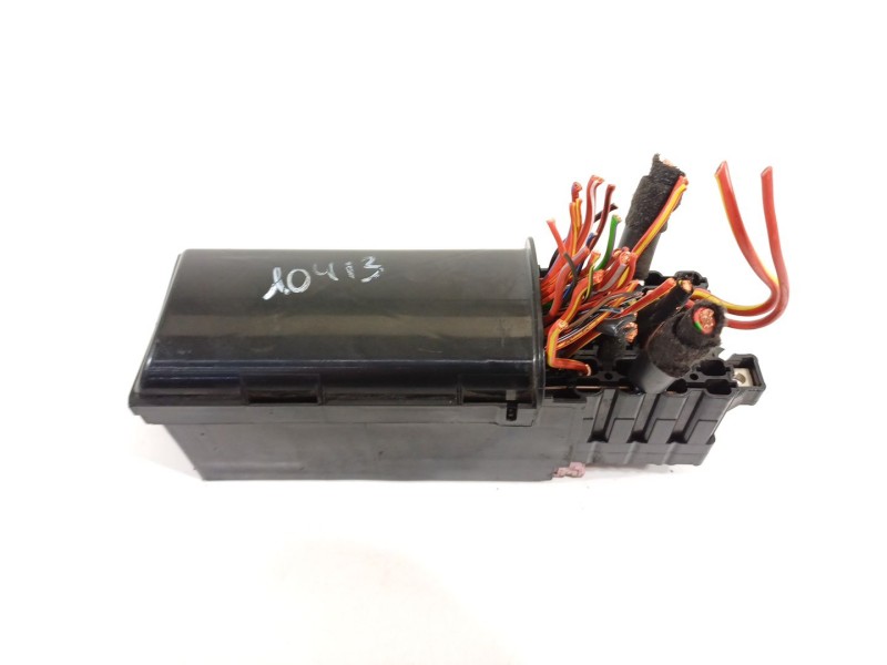 Recambio de caja reles / fusibles para skoda fabia active referencia OEM IAM 6C0937615A  