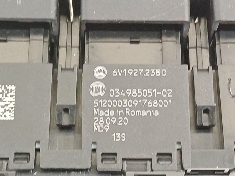 Recambio de mando multifuncion para skoda fabia active referencia OEM IAM 6V1927238D  