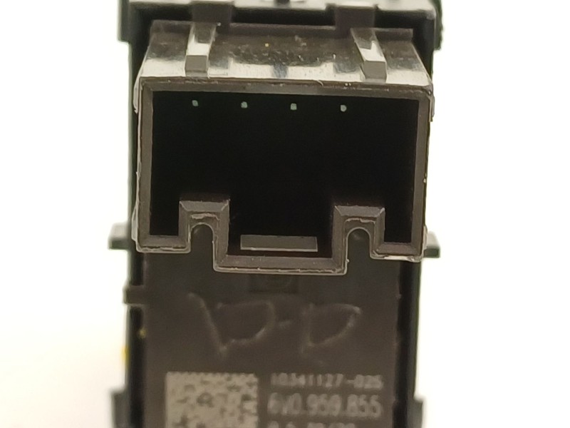 Recambio de mando elevalunas delantero derecho para skoda fabia active referencia OEM IAM 6V0959855  